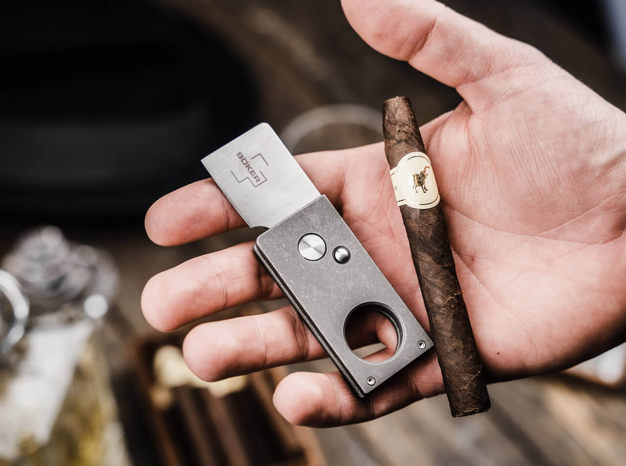 Couteau coupe cigare Cigar Cutter - Böker-T.A DEFENSE