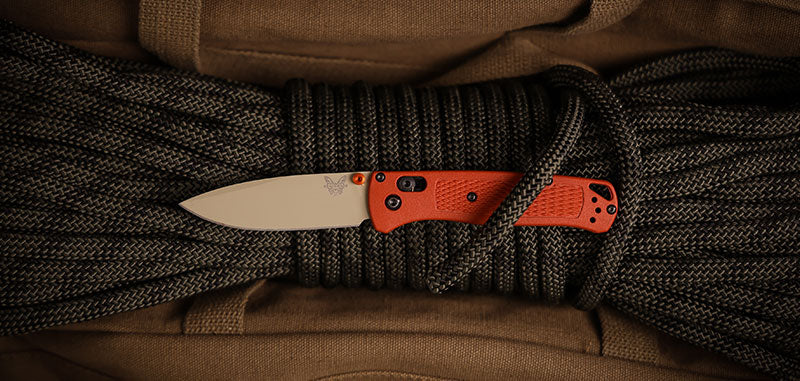 Couteau pliant Bugout Orange ou Gris - Benchmade-T.A DEFENSE
