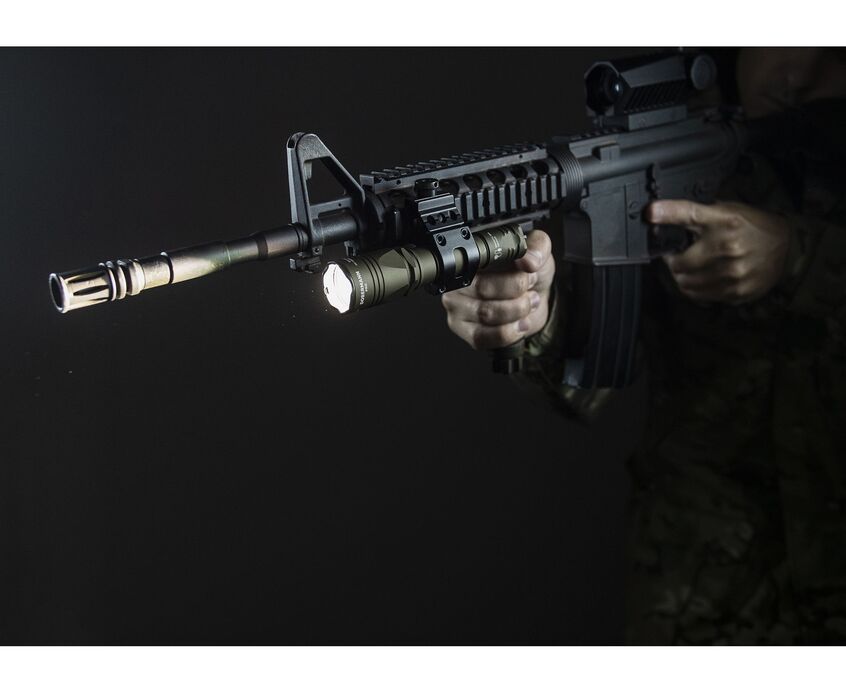 Lampe tactique Dobermann Pro Magnet USB Olive/Sand - Armytek-T.A DEFENSE