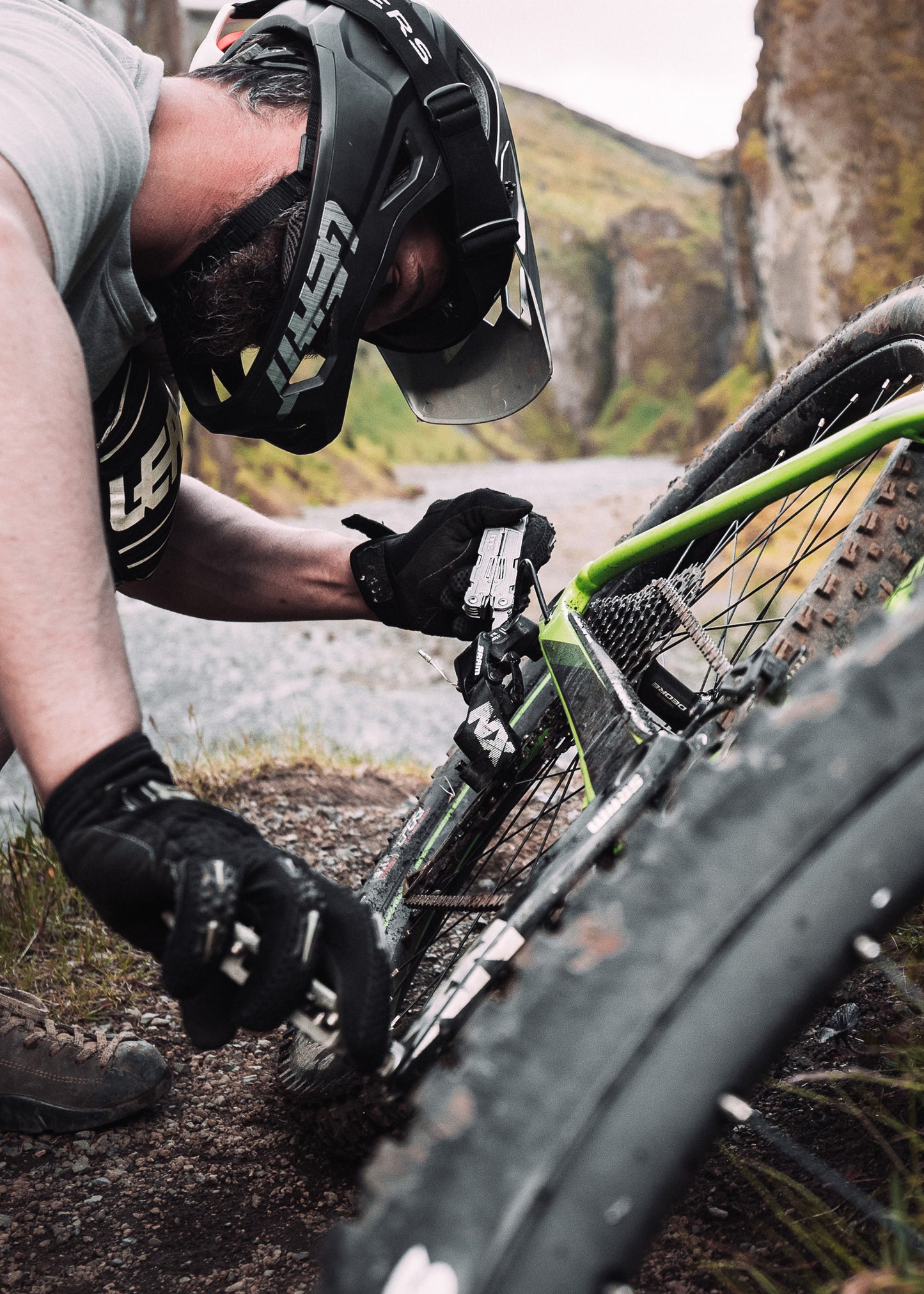 Outil multi-fonctions Poweraccess Deluxe - SOG-T.A DEFENSE