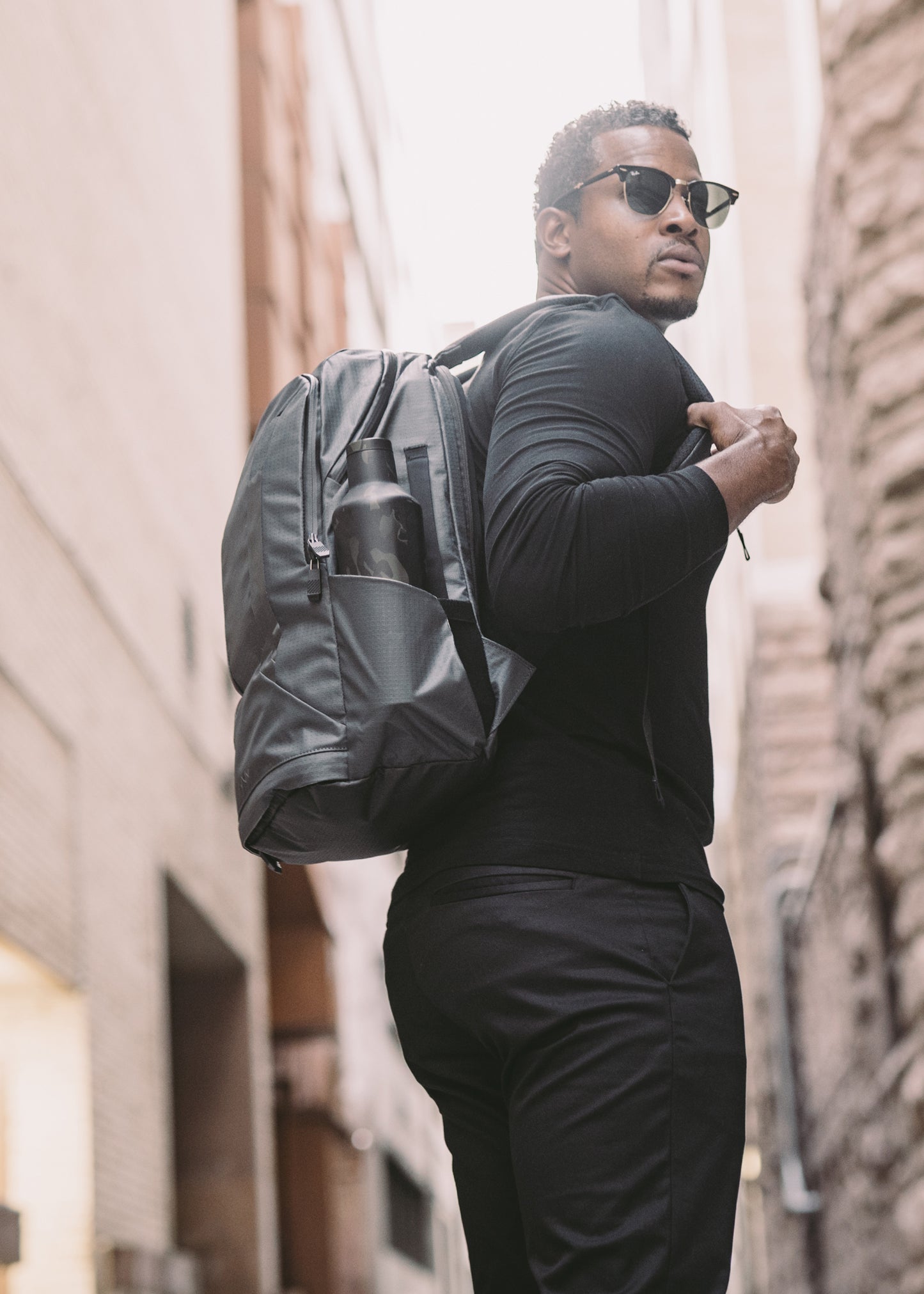 Sac à dos Day Pack Surrept 16L - SOG-T.A DEFENSE