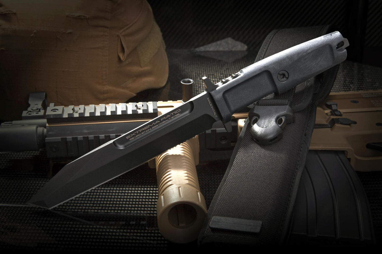 Couteau fixe Fulcrum noir - Extrema Ratio-T.A DEFENSE
