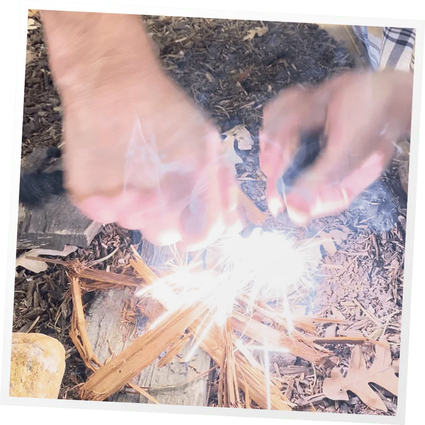 Outil multi-fonctions Paraspark - Outdoor Edge-T.A DEFENSE