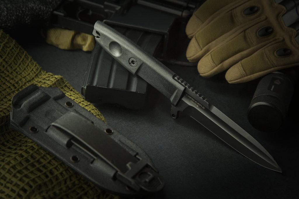 Couteau militaire de combat Defender 2 - Extrema Ratio-T.A DEFENSE