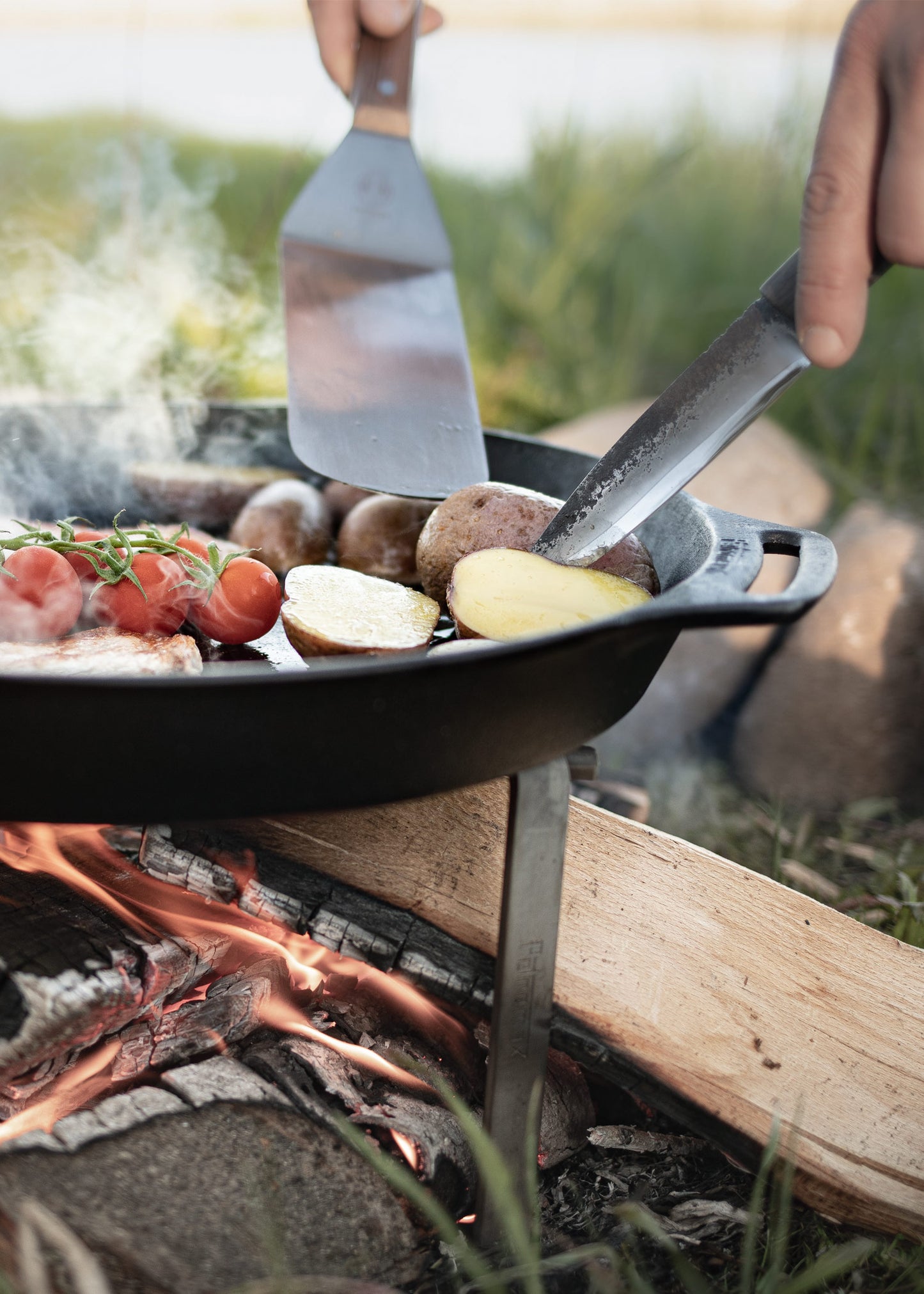 Spatule flexible à manche court - Petromax-T.A DEFENSE