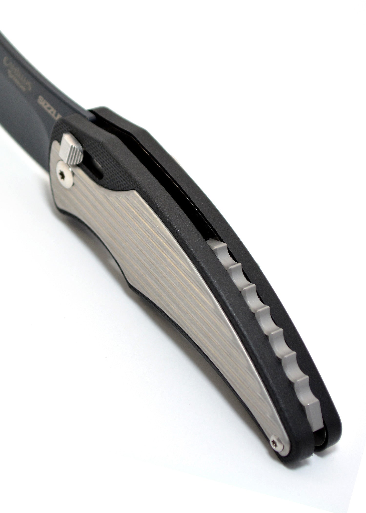 Couteau pliant Sizzle - Camillus-T.A DEFENSE