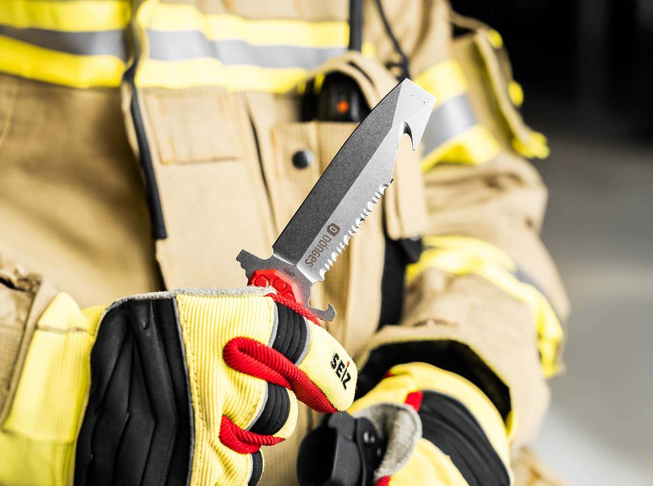 Couteau de sauvetage Expert Fire - Boker-T.A DEFENSE