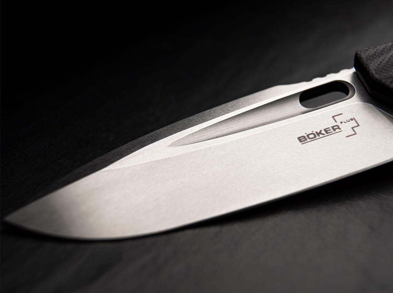 Couteau pliant Caracal Mini - Boker-T.A DEFENSE