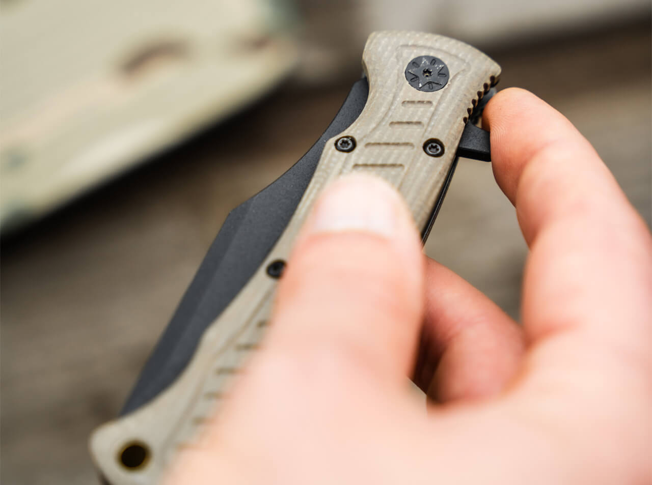 Couteau pliant Micro Tracker - Boker-T.A DEFENSE