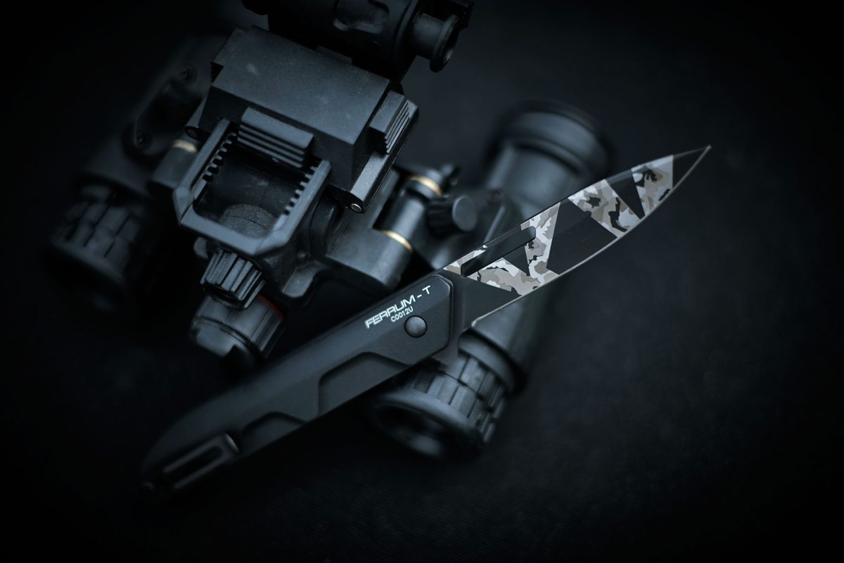 Couteau tactique Ferrum T Black Warfare - Extrema Ratio-T.A DEFENSE