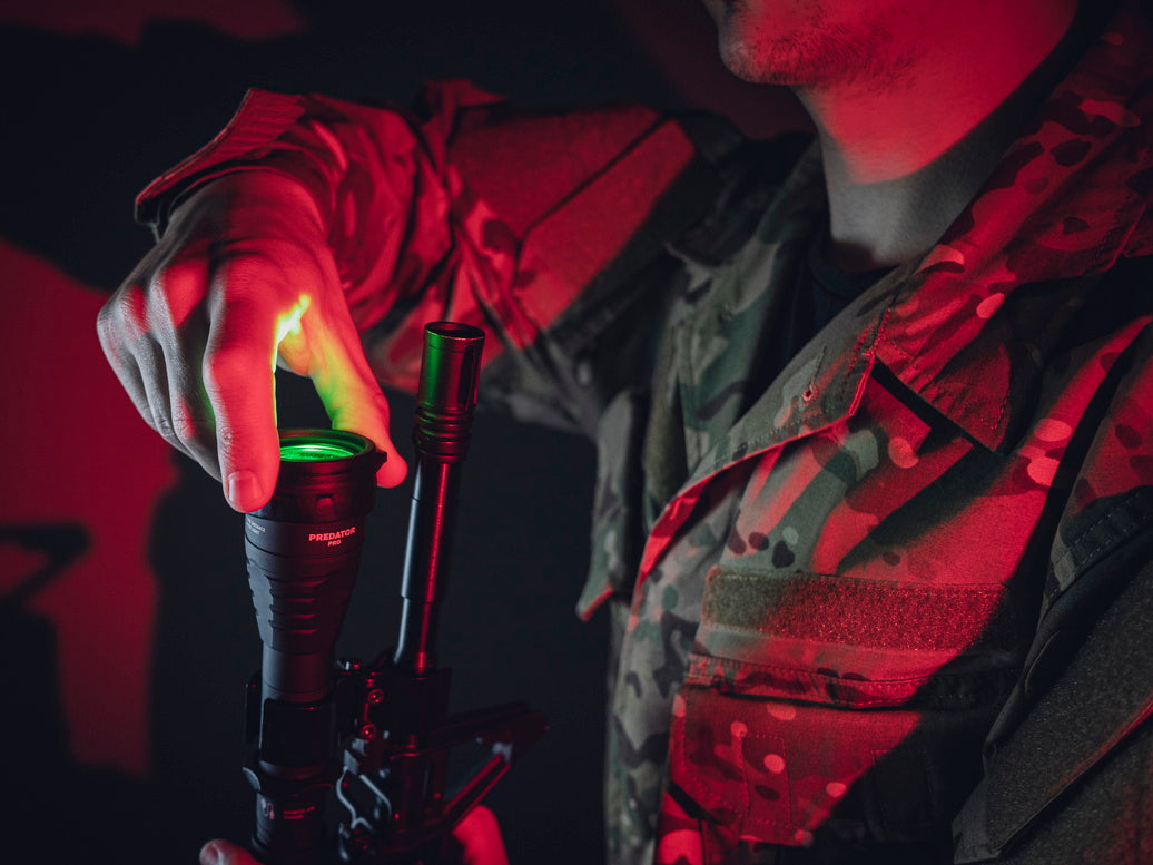 Lampe tactique Predator Pro Magnet USB - Armytek-T.A DEFENSE