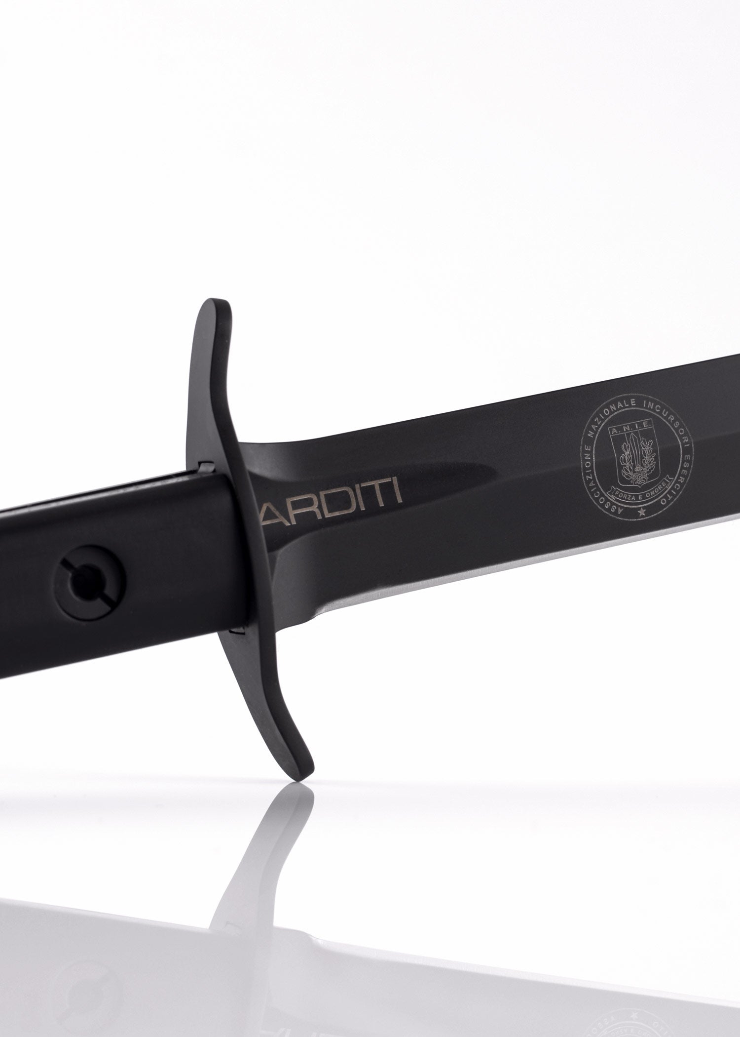 Couteau design Première Guerre mondiale Arditi - Extrema Ratio-T.A DEFENSE