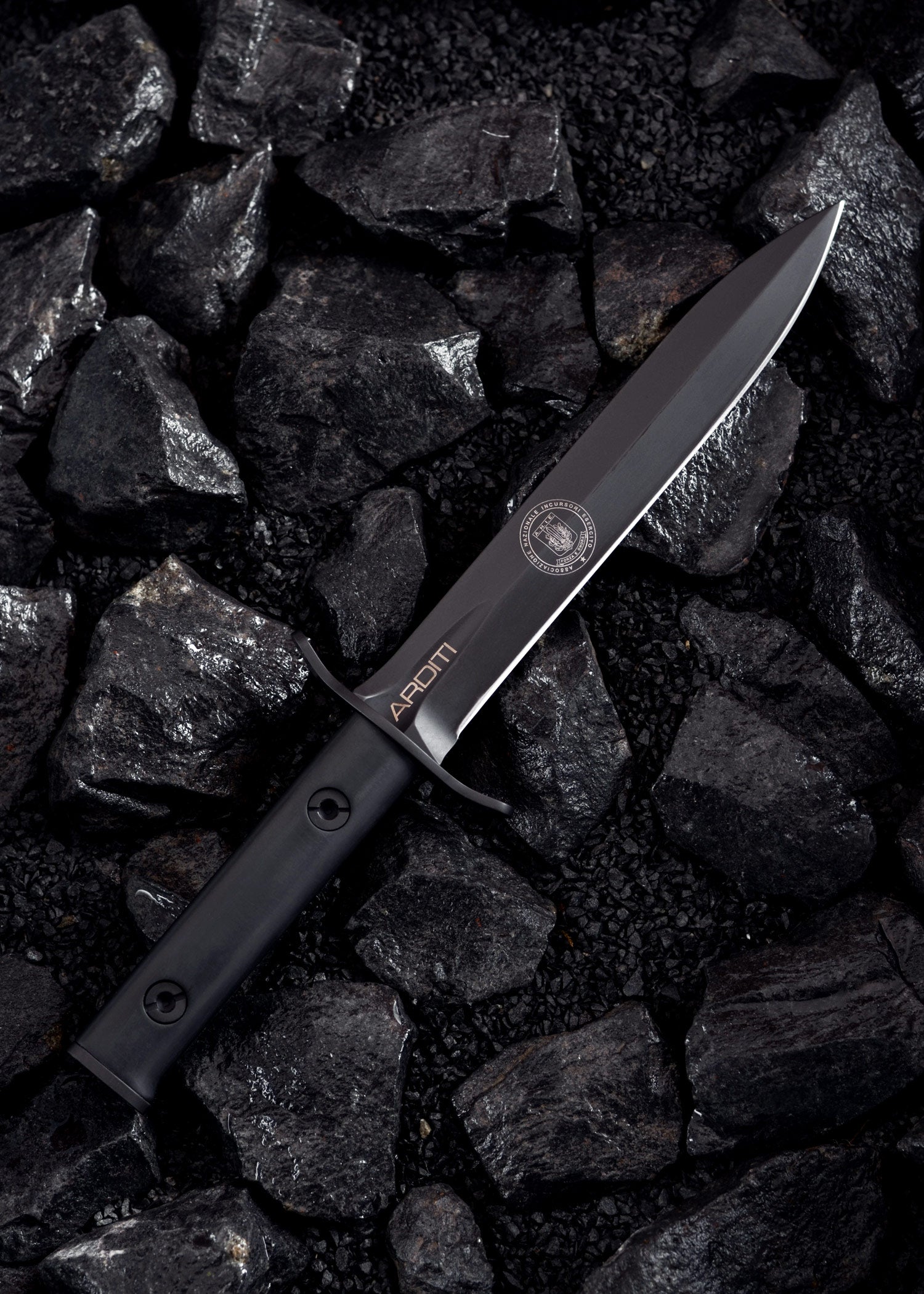 Couteau design Première Guerre mondiale Arditi - Extrema Ratio-T.A DEFENSE