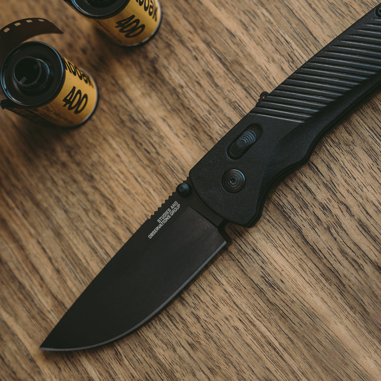 Couteau pliant Flash AT Blackout - SOG-T.A DEFENSE