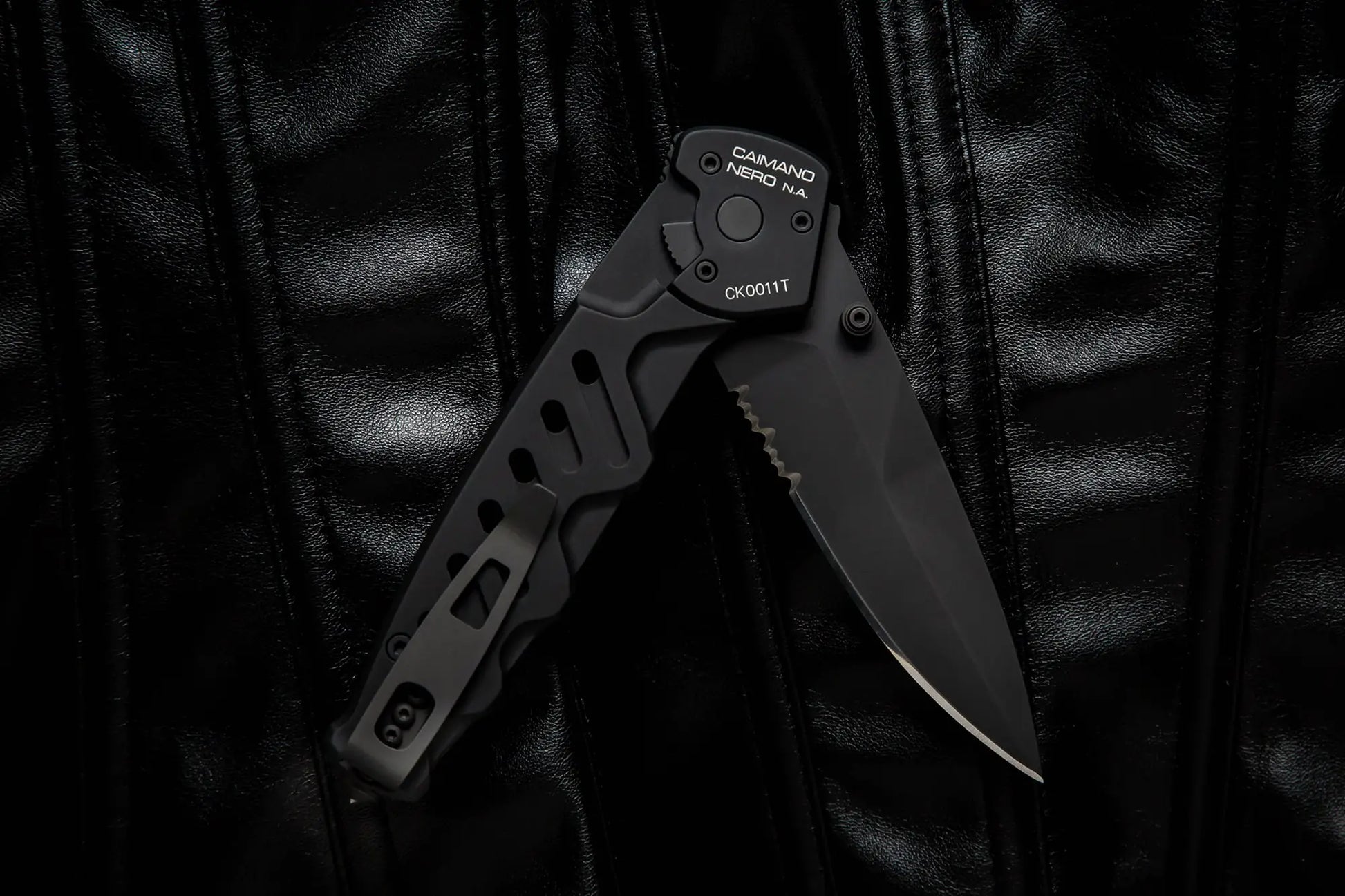 Couteau de poche - Knofe pliable noir avec poignee Liban
