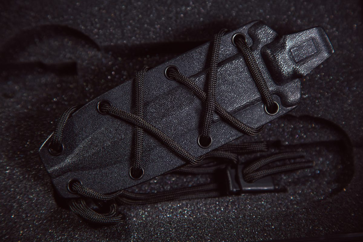 Couteau Misericordia Edition limité Black Warfare - Extrema Ratio-T.A DEFENSE