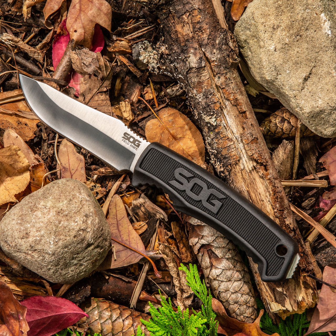 Couteau a lame fixe de terrain - SOG-T.A DEFENSE