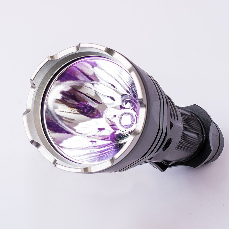 Lampe torche tactique XT12GT Pro - Klarus-T.A DEFENSE