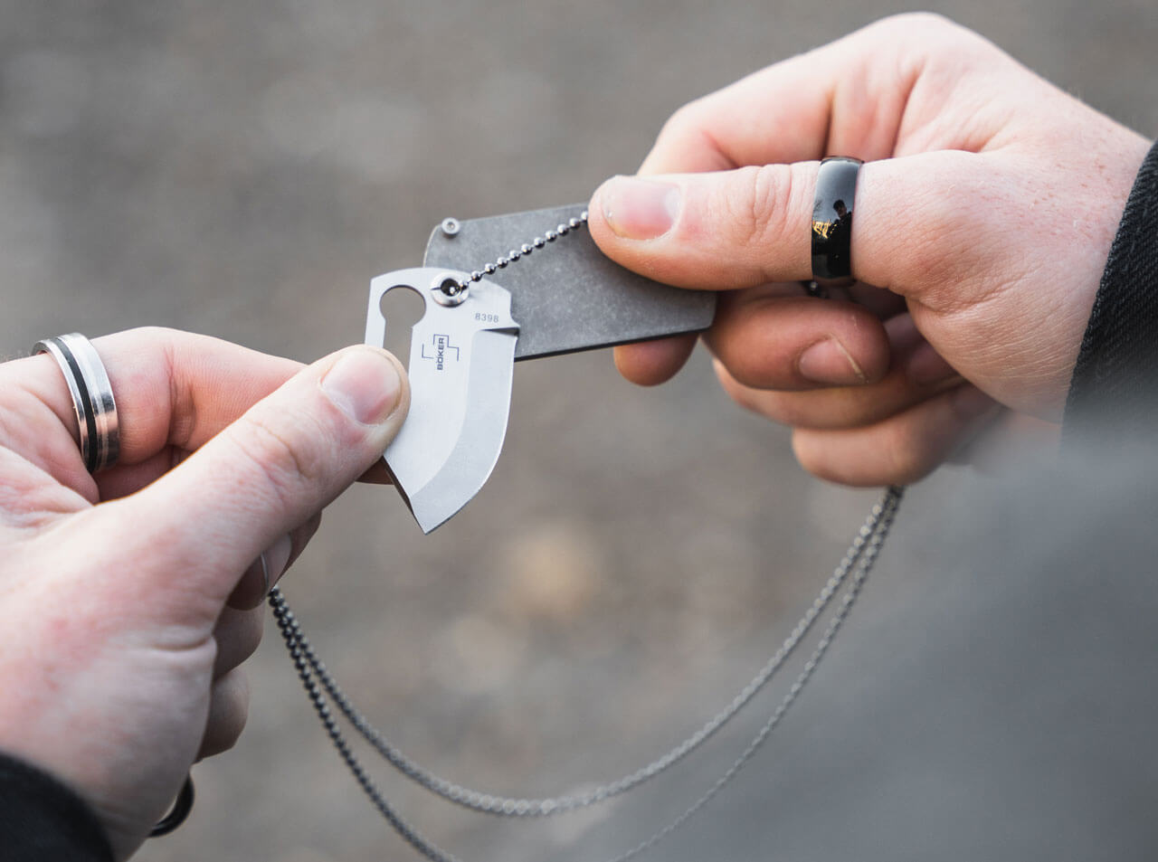 Couteau de cou Dog Tag - Boker Plus-T.A DEFENSE