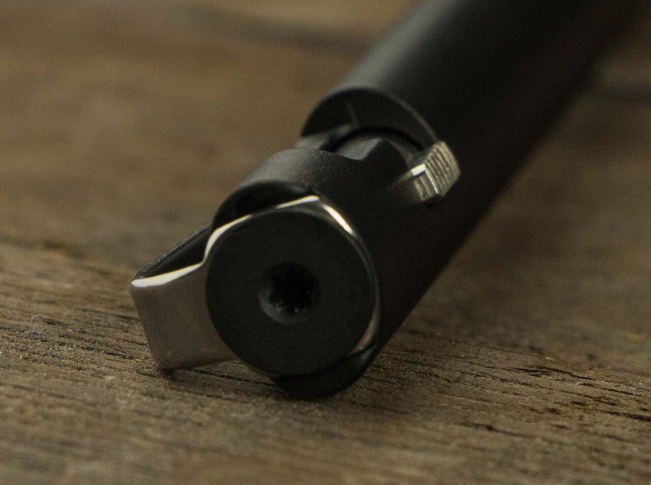 Stylo de défense Rocket Pen Black - Boker Plus-T.A DEFENSE