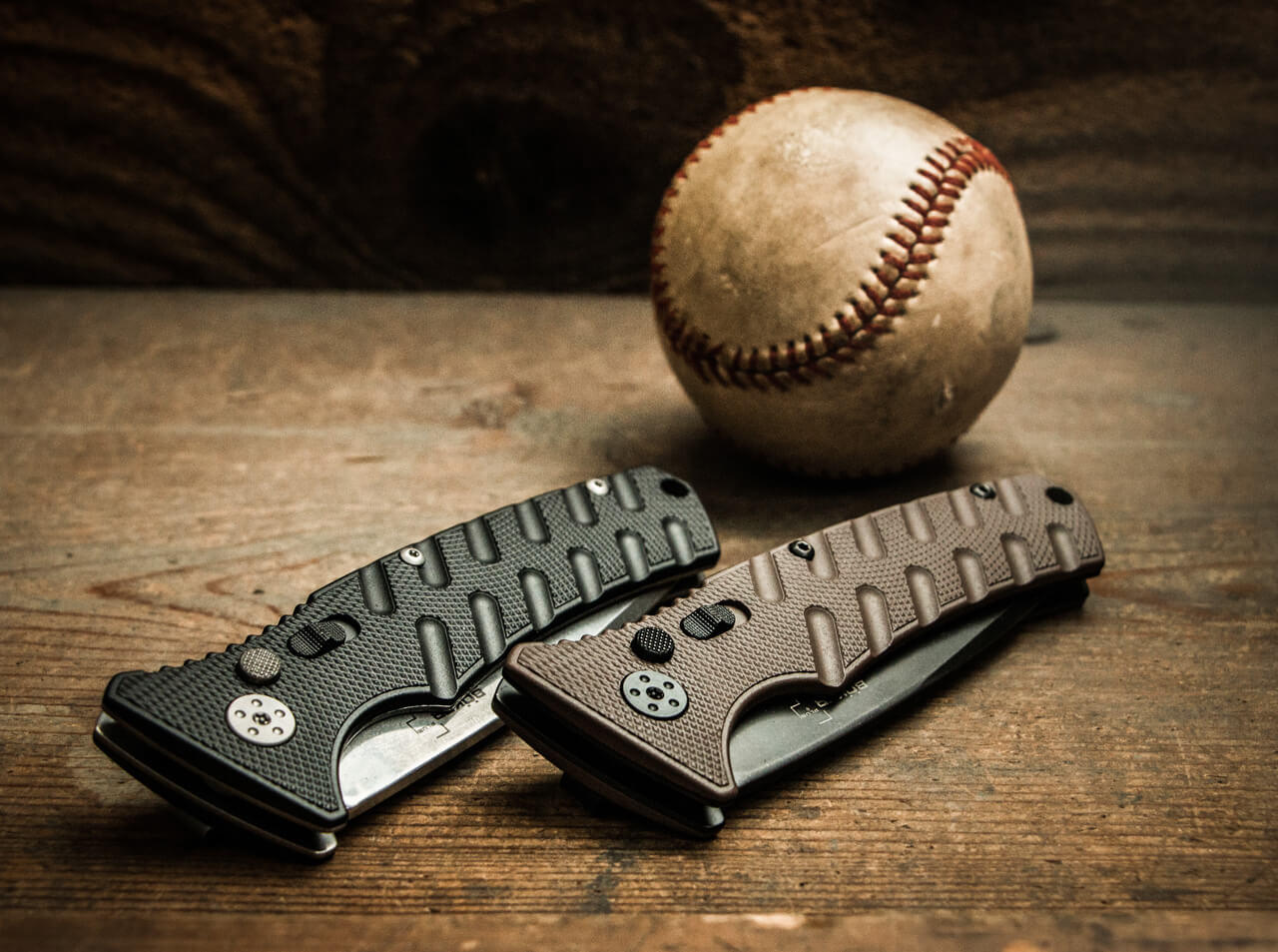Couteau automatique Strike Coyote Tanto - Boker Plus-T.A DEFENSE