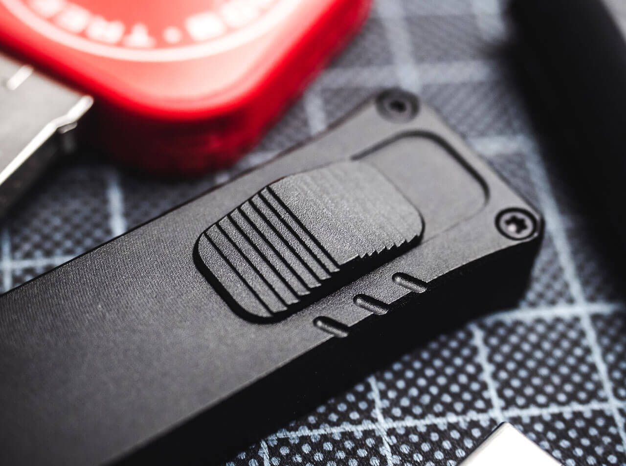 Couteau automatique USB OTF - Boker Plus-T.A DEFENSE